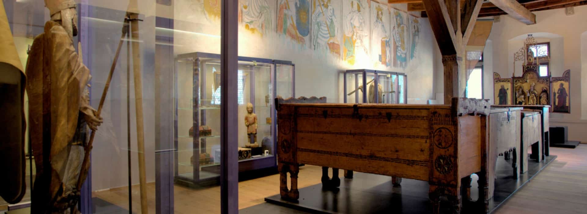 Salle des coffres. Musée d'histoire du Valais © Musées cantonaux du Valais. Photo François Lambiel
